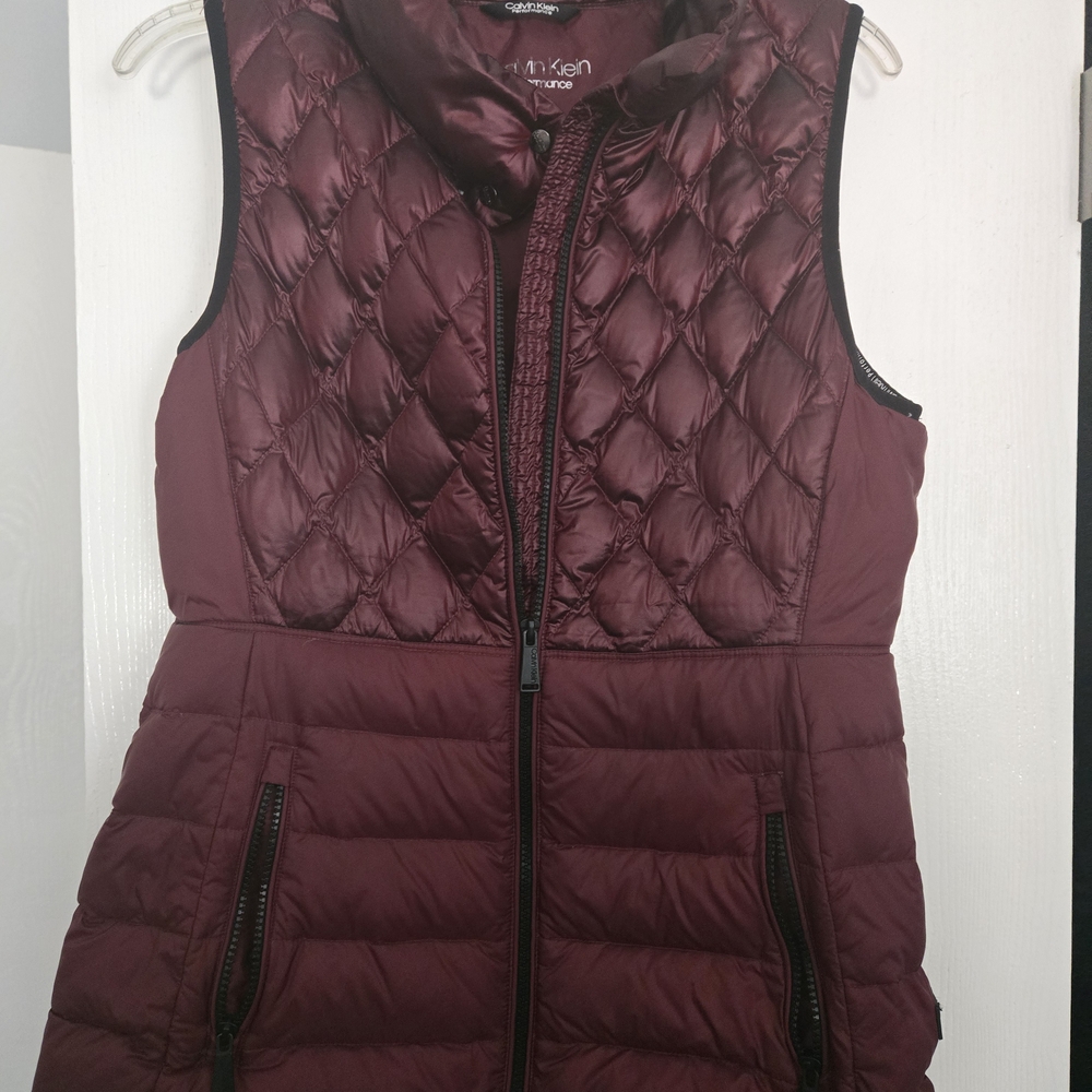 Calvin Klein Women's Burgundy Quilted Vest